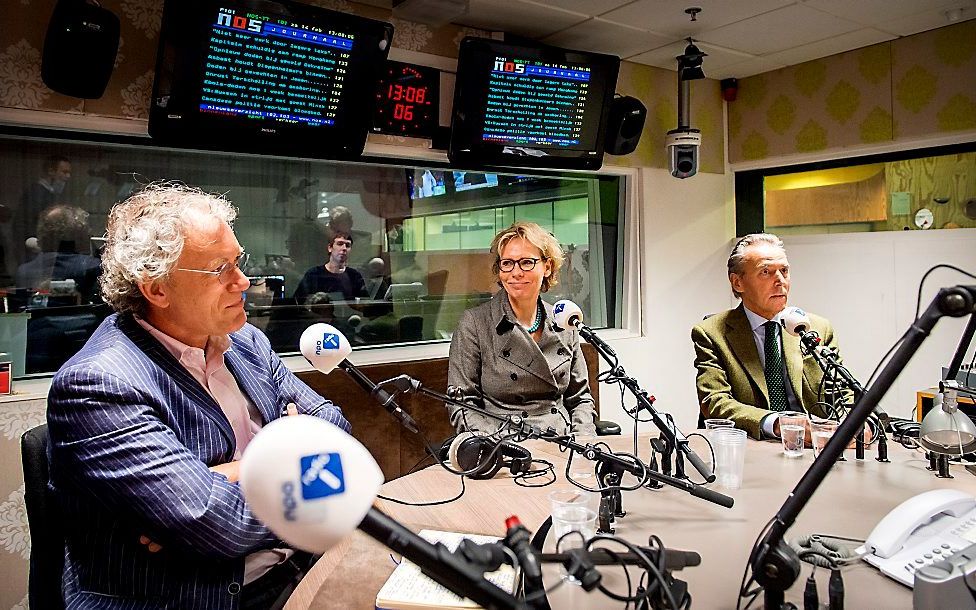 Fractievoorzitters in de Eerste Kamer De Graaf (D66), Barth (PvdA) en Brinkman (CDA) in debat op Radio 1. beeld ANP