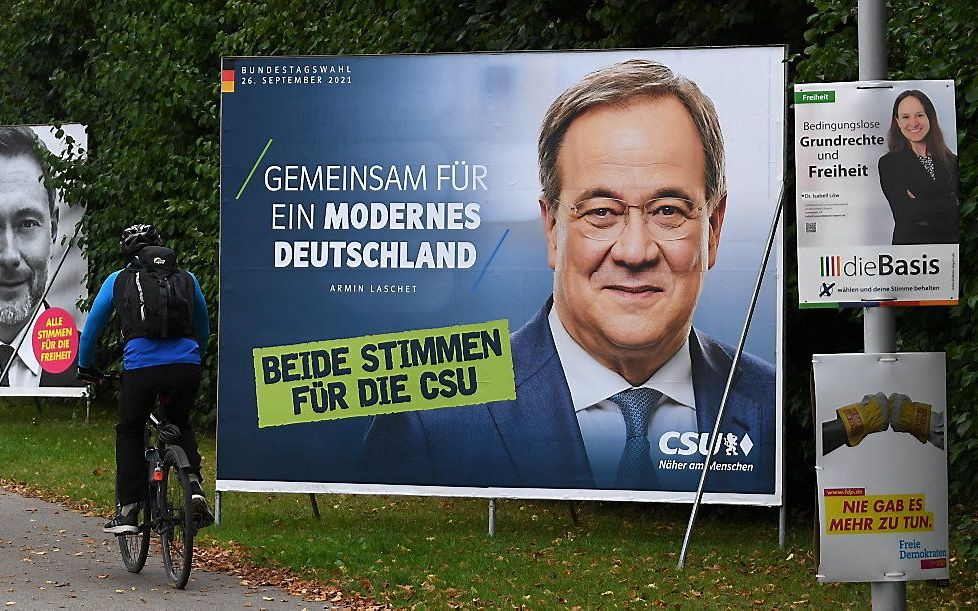 Verkiezingsposters in Alling, Zuid-Duitsland. beeld AFP, Christof Stache