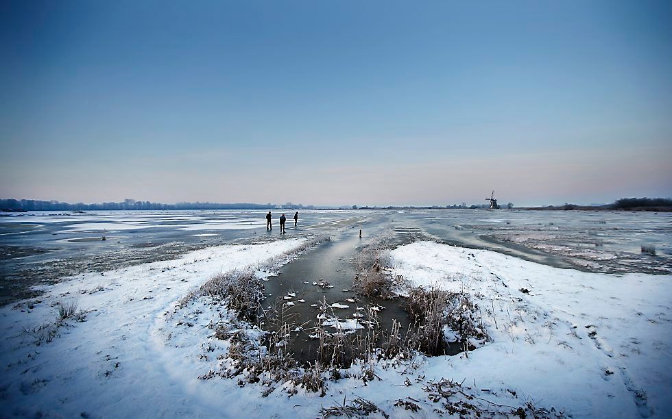 De weervorsers van MeteoConsult in Wageningen denken het zeker te weten: Vanaf halverwege volgende week kan er worden geschaatst in Nederland. Foto ANP