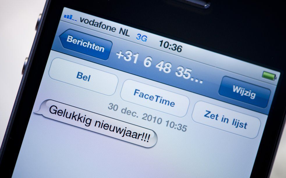 Tijdens oud en nieuw zijn ruim 14 miljoen meer sms'jes verstuurd dan vorig jaar.  Foto ANP