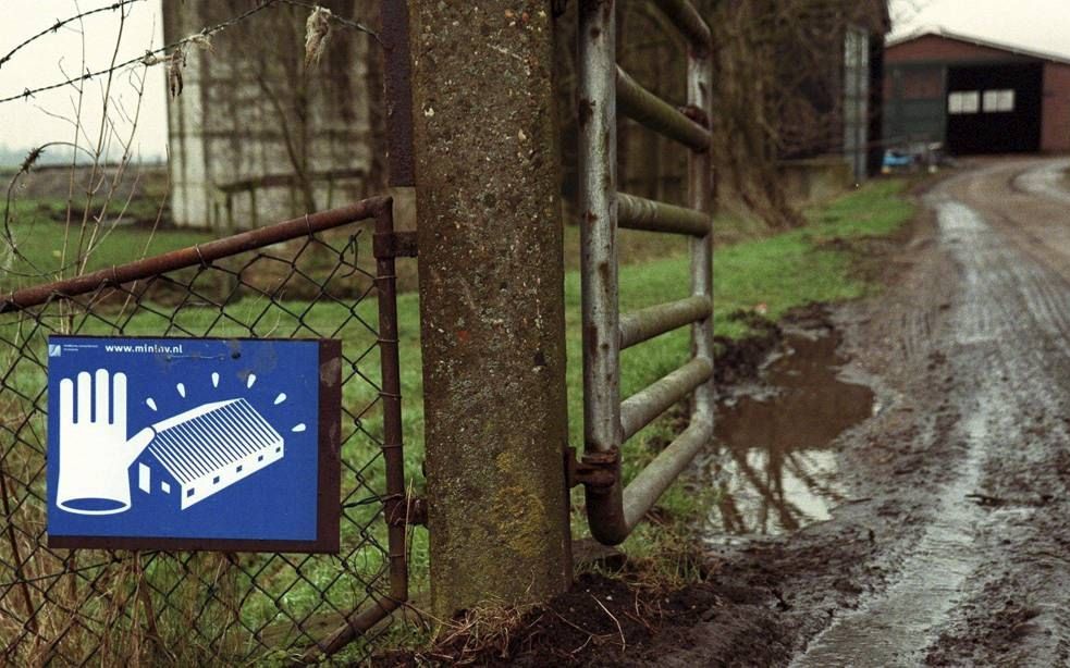 Een MKZ-verbodsbordje bij een boerderij. beeld ANP