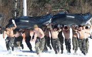 Oefening van Amerikaanse en Zuid-Koreaanse mariniers in Pyeongchang, ten zuiden van Seoul, in januari. beeld EPA