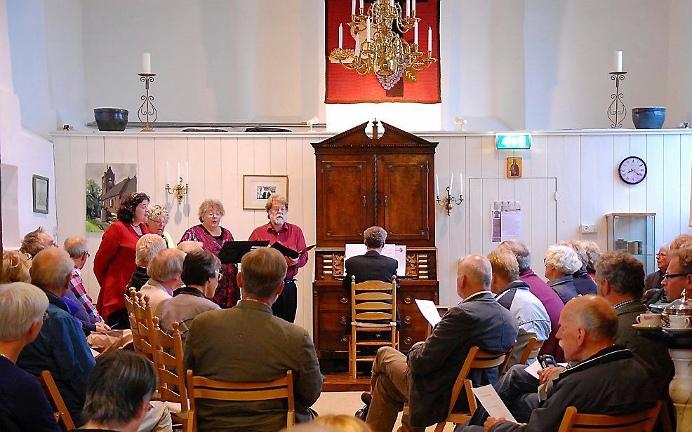 Presentatie van het kabinetorgel in de hervormde kerk van Tolbert. Foto Gerdien Ruitenberg