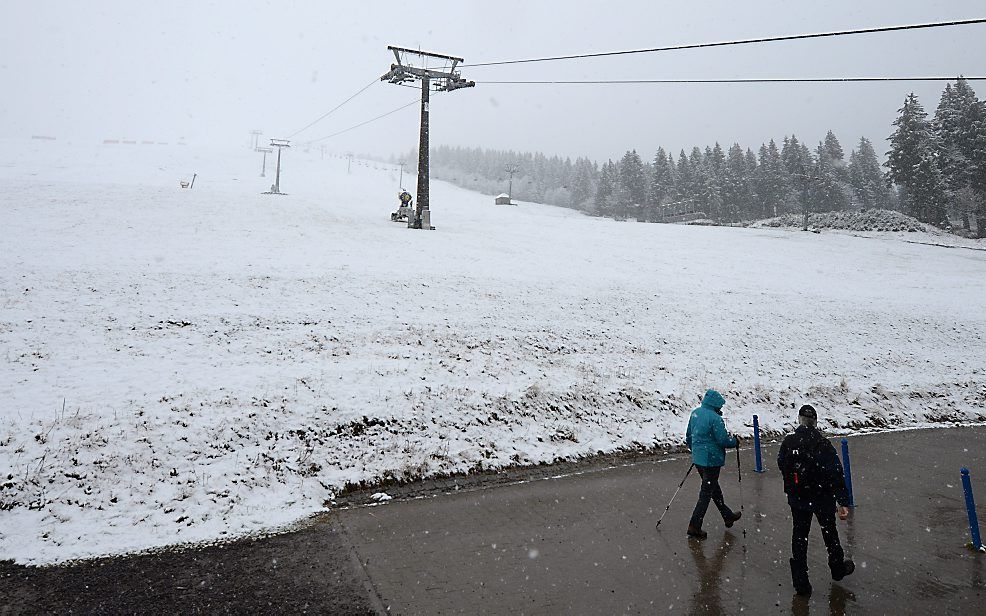 Sneeuw in het Duitse Feldberg (Baden-Württemberg), woensdag. beeld EPA