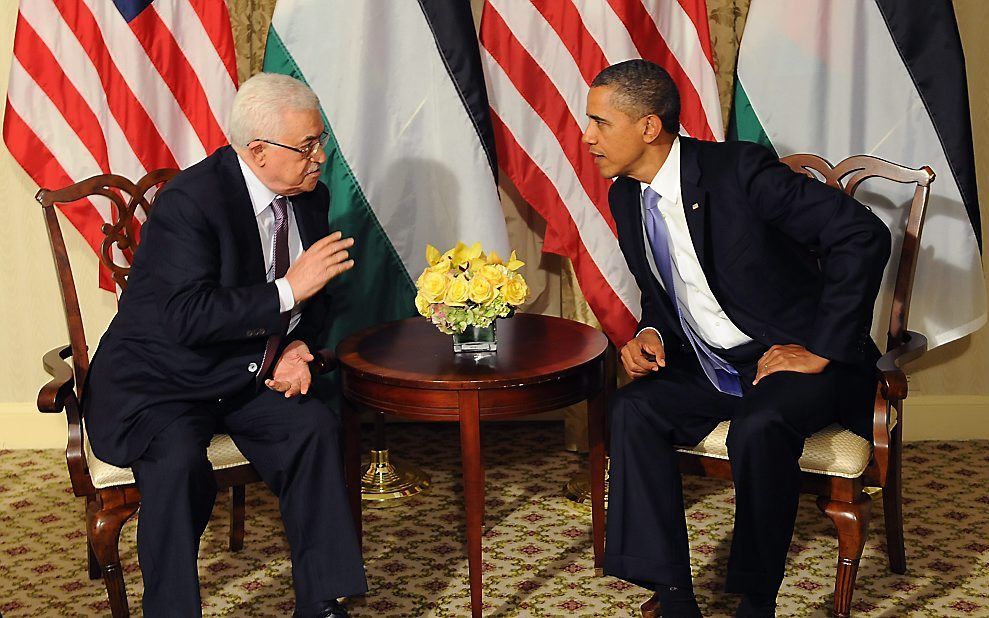 Mahmud Abbas, president van de Palestijnse Autoriteit (l.), was woensdag op bezoek bij de Amerikaanse president Barack Obama. Foto EPA