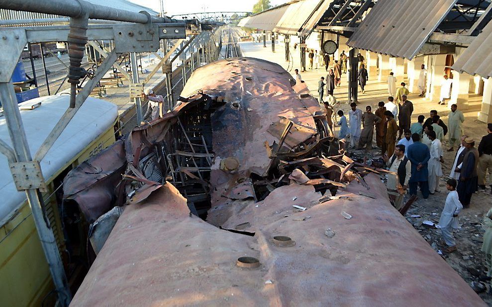 Bomaanslag op trein Pakistan. Foto EPA