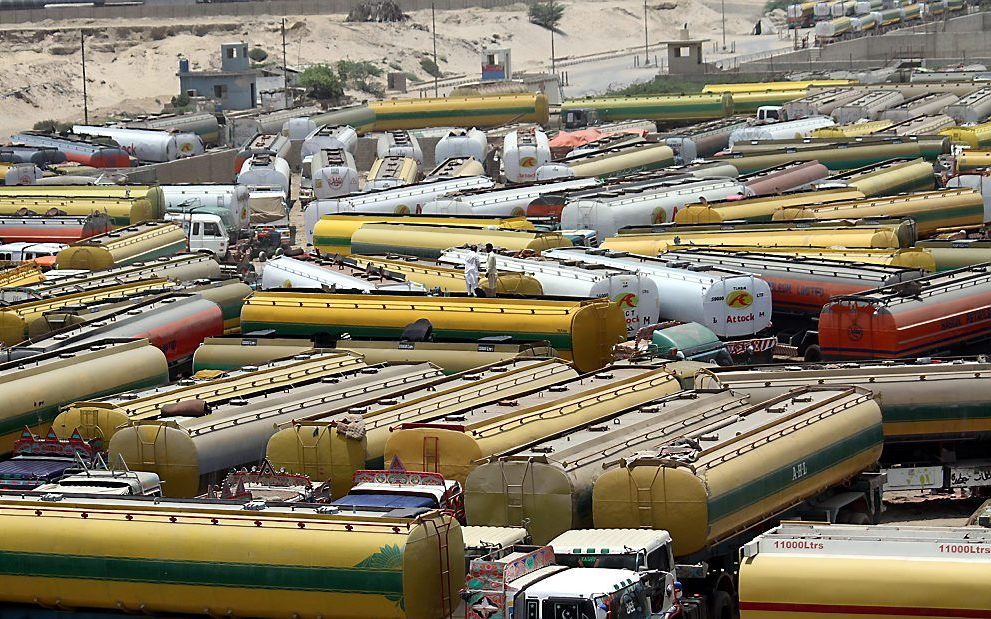 Olietrucks in Karachi, Pakistan. Foto EPA