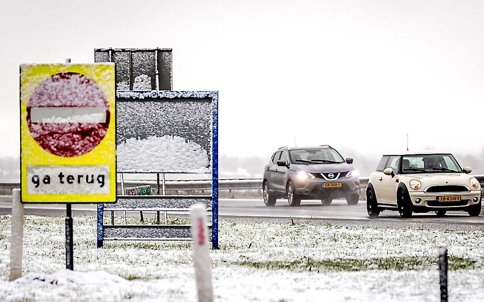 Verkeer op de A28. beeld ANP