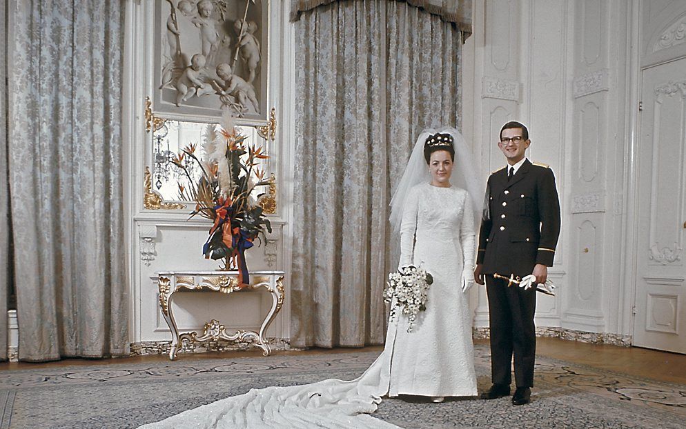 Op 10 januari 1967 traden prof. mr. Pieter van Vollenhoven en prinses Margriet in het huwelijk. Foto ANP