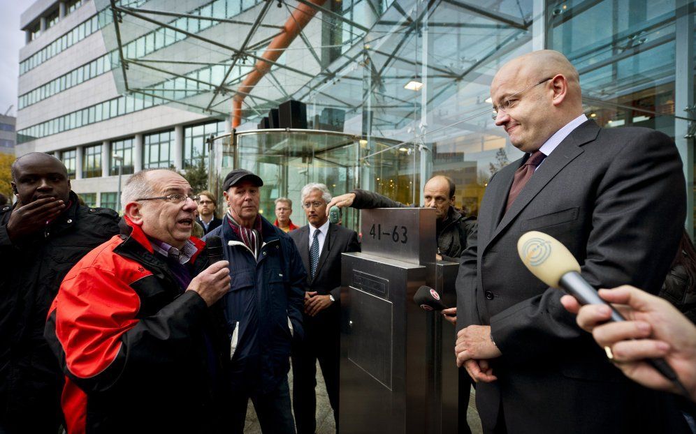 Manifestatie om aandacht te vragen voor het grote aantal ontslagen onder postbodes. Foto ANP