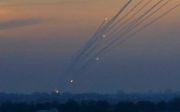 Mirjam Reijnen: „De hele dag raasden raketten over. Het geluid dat je hoort is vergelijkbaar met een vuurpijl, maar dan honderd keer zo hard.” beeld AFP