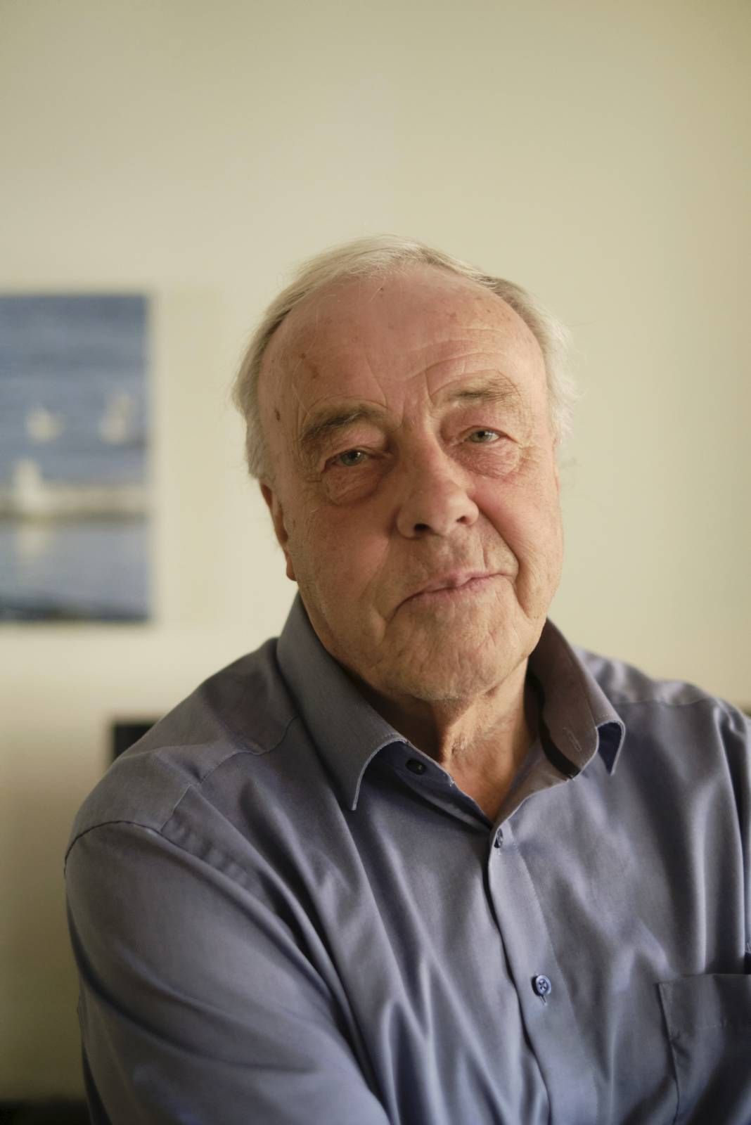 2020-09-26-rdMAG6-kamsteeg_portret_staand-5-FC_web.jpg
