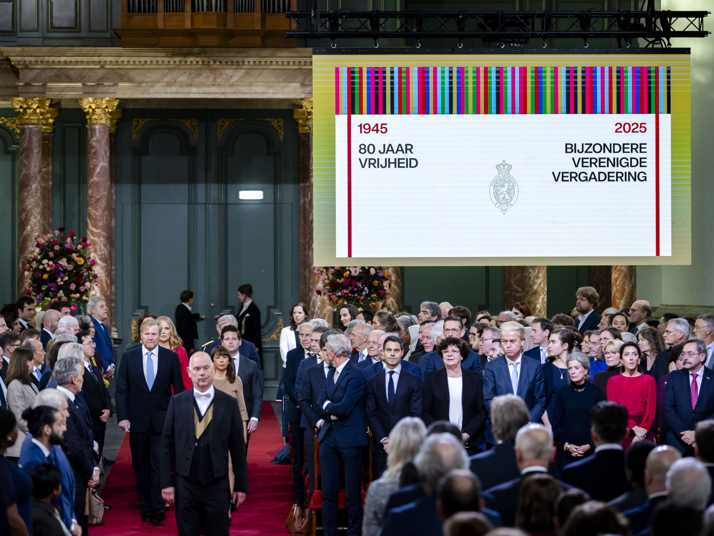 Eerste En Tweede Kamer Staan Stil Bij Tachtig Jaar Vrijheid