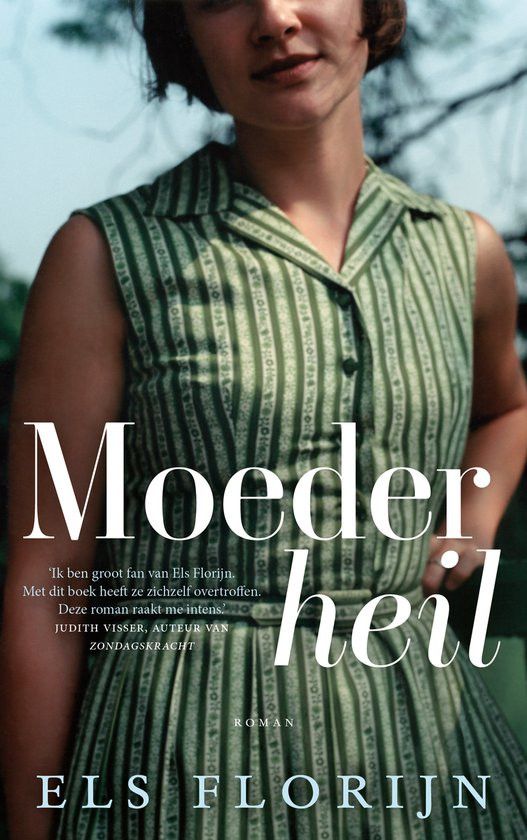 Boekomslag met daarop een fragment van een vrouw in een groen gestreepte zomerjurk.