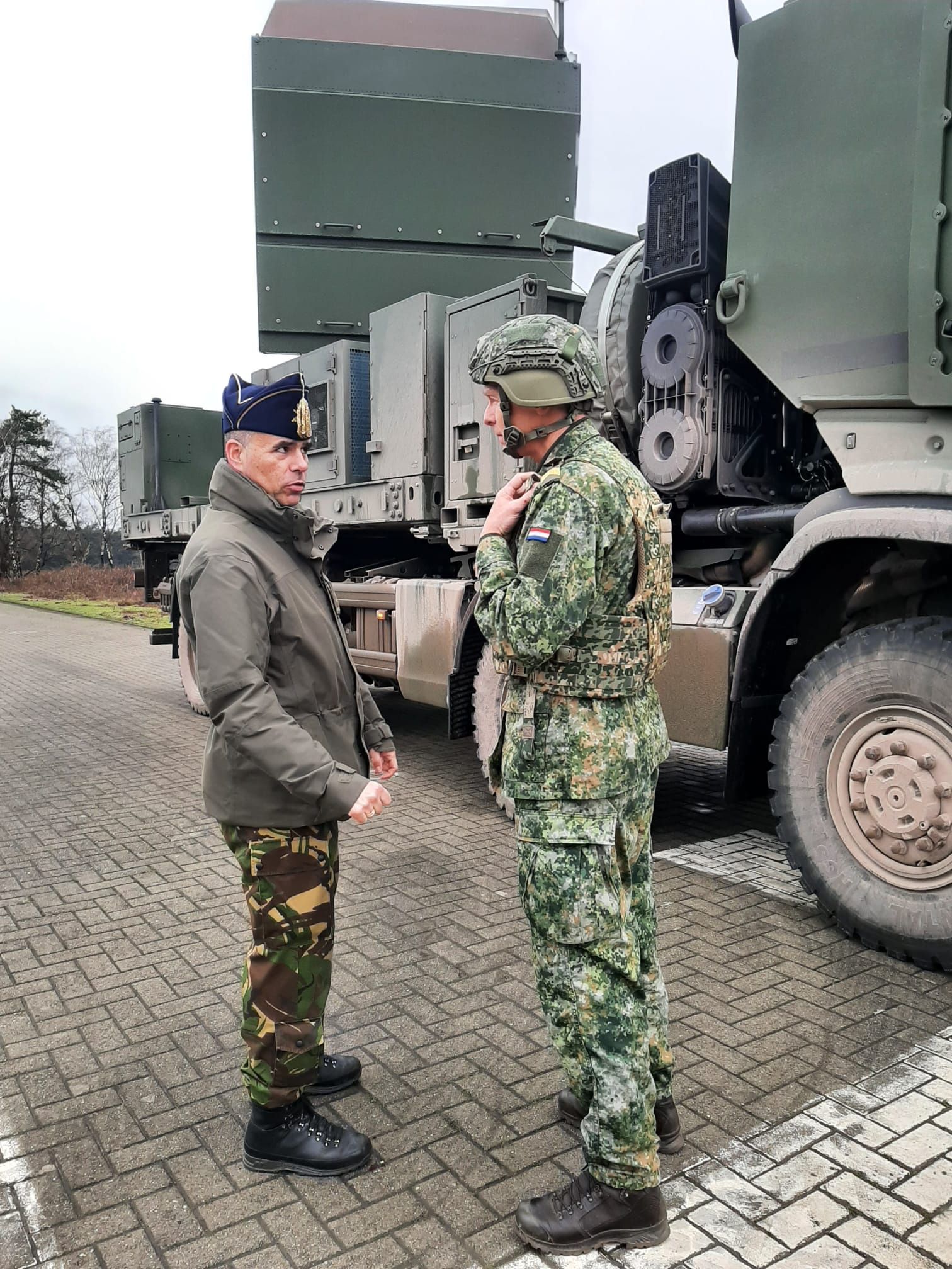 Nieuwe radar Koninklijke Landmacht.jpeg