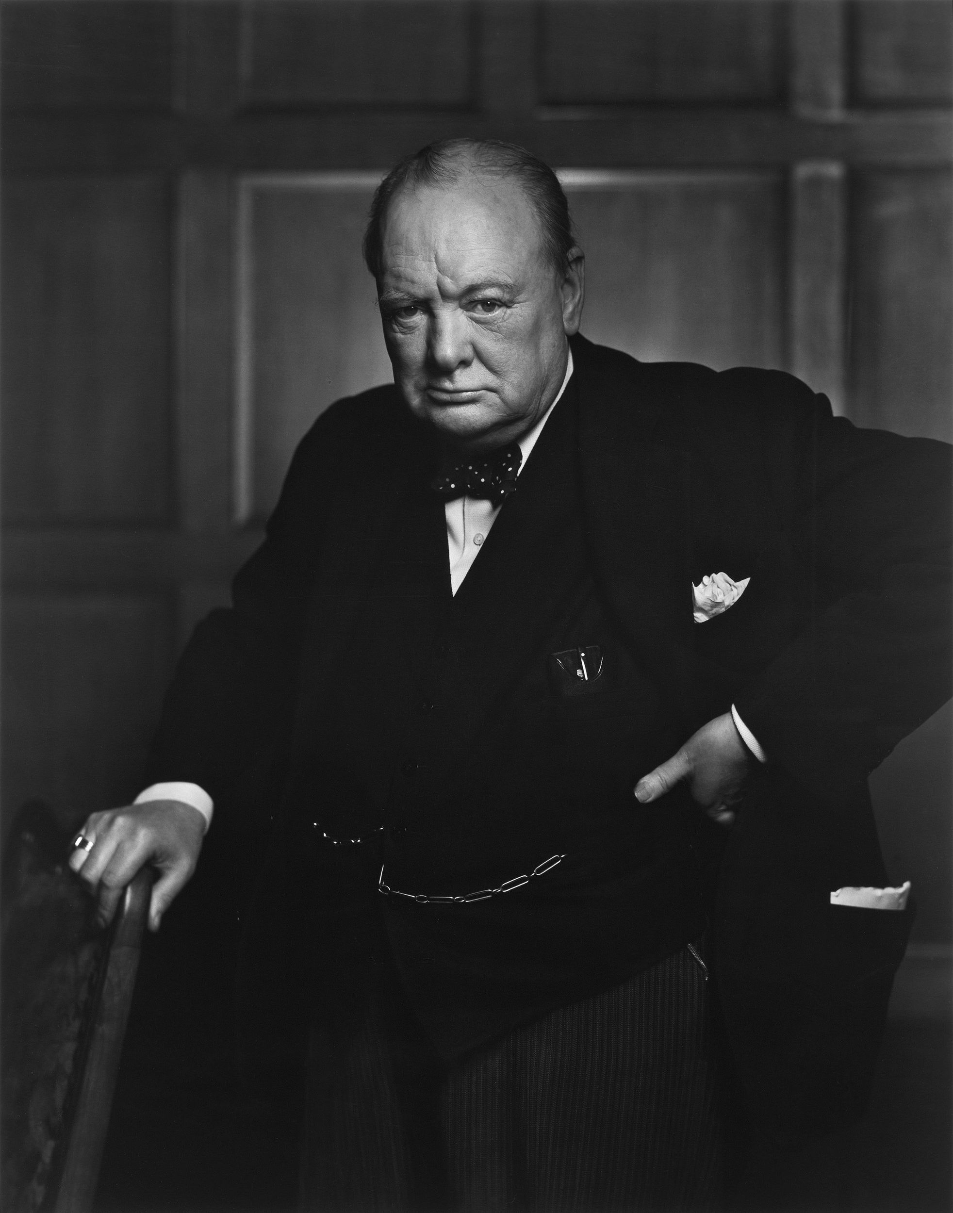 Sir_Winston_Churchill_-_19086236948.jpg