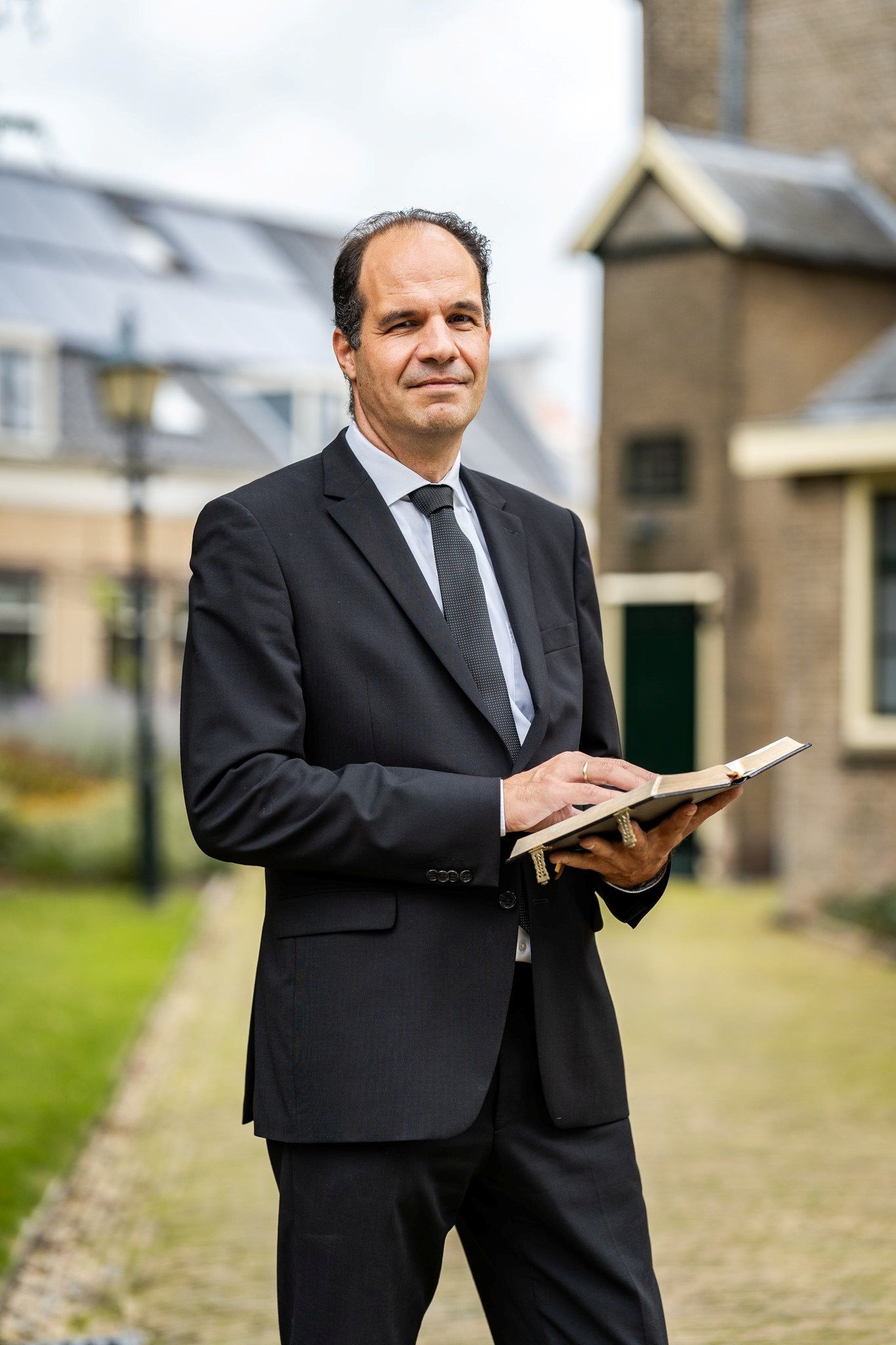 Ds Ten Brinke Beroepen Ds. Ten Brinke neemt afscheid van hervormd Oud-Beijerland
