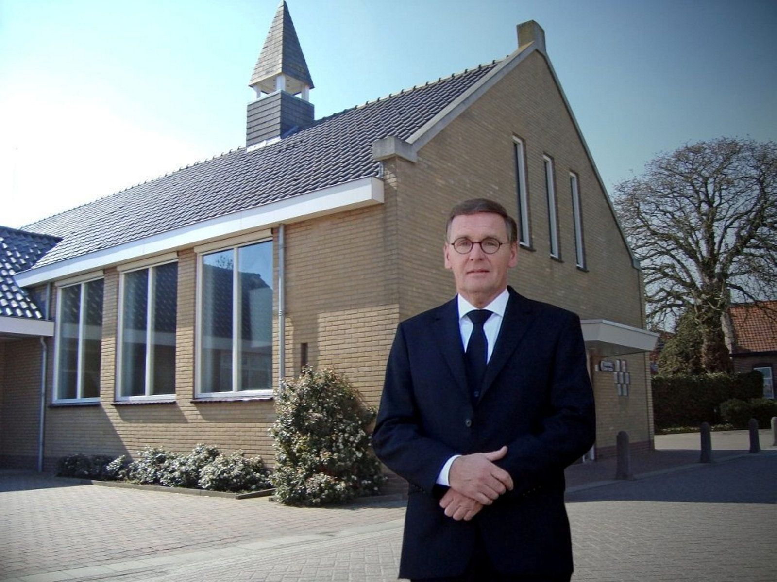 Ds Henk J Hhg Ouddorp Ds. Pater (Ouddorp) neemt beroep aan naar gg Waardenburg