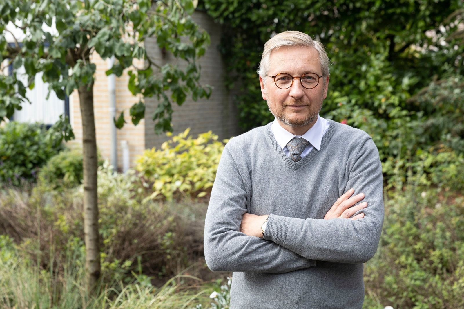 Ds. J. B. ten Hove neemt afscheid van hervormd Veenendaal