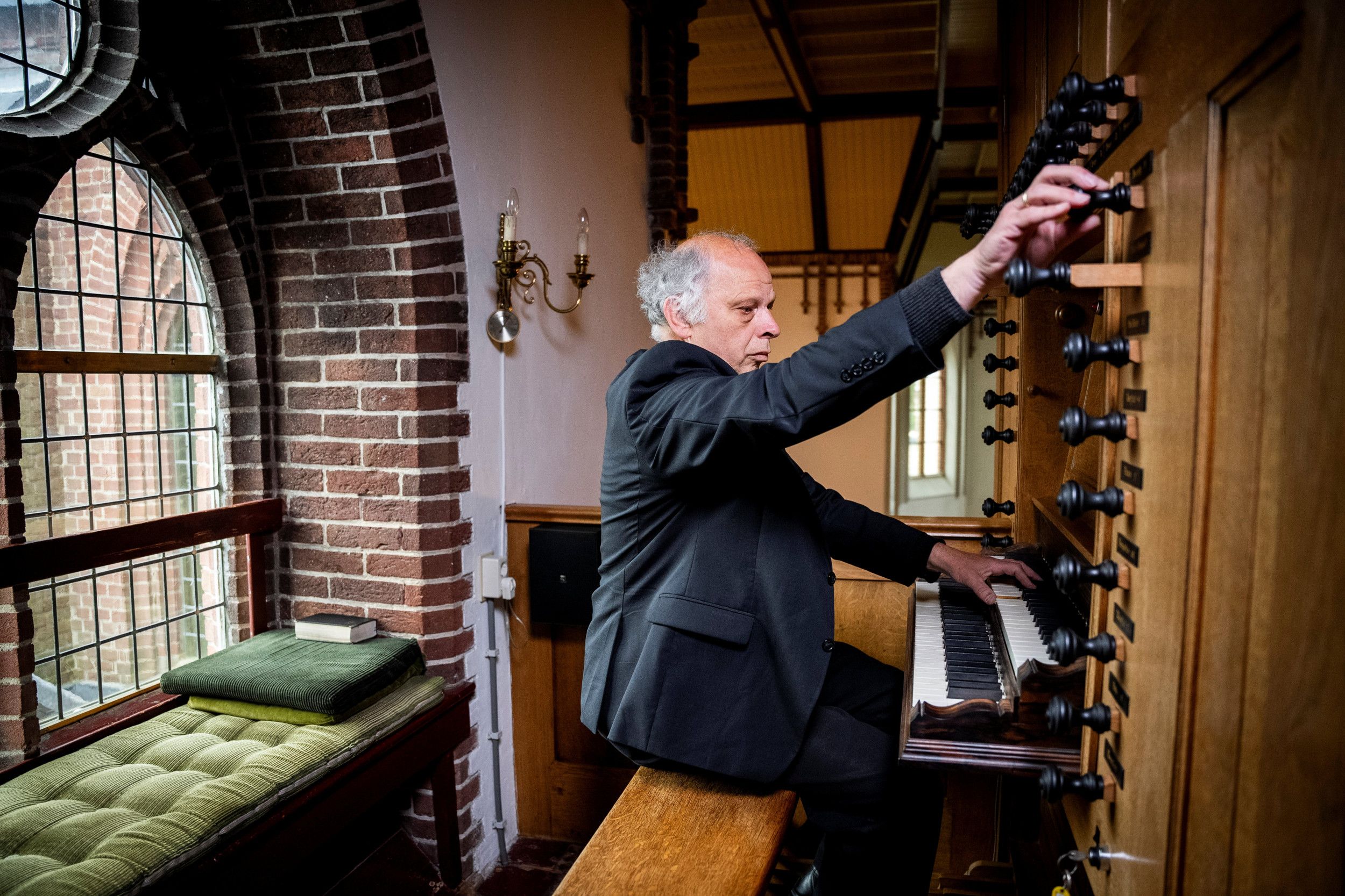 Ds. M. van Kooten weet zich een einzelgänger op het kerkelijk erf