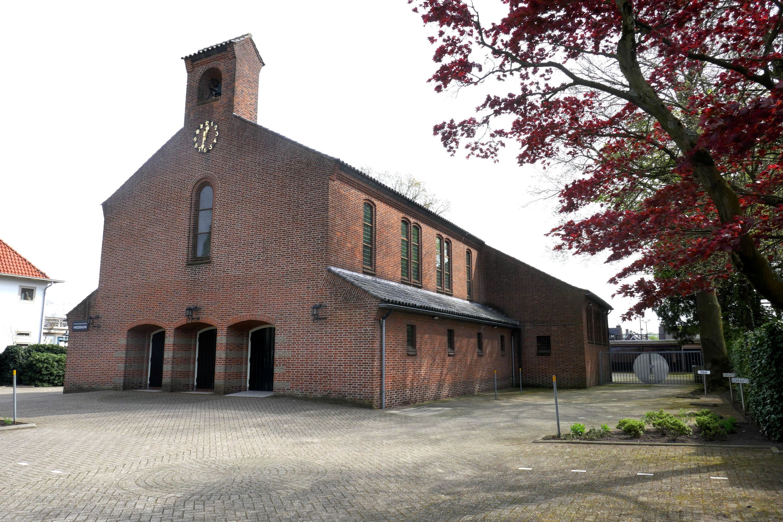 Ds. L. de Wit neemt beroep aan naar hervormd Veenendaal