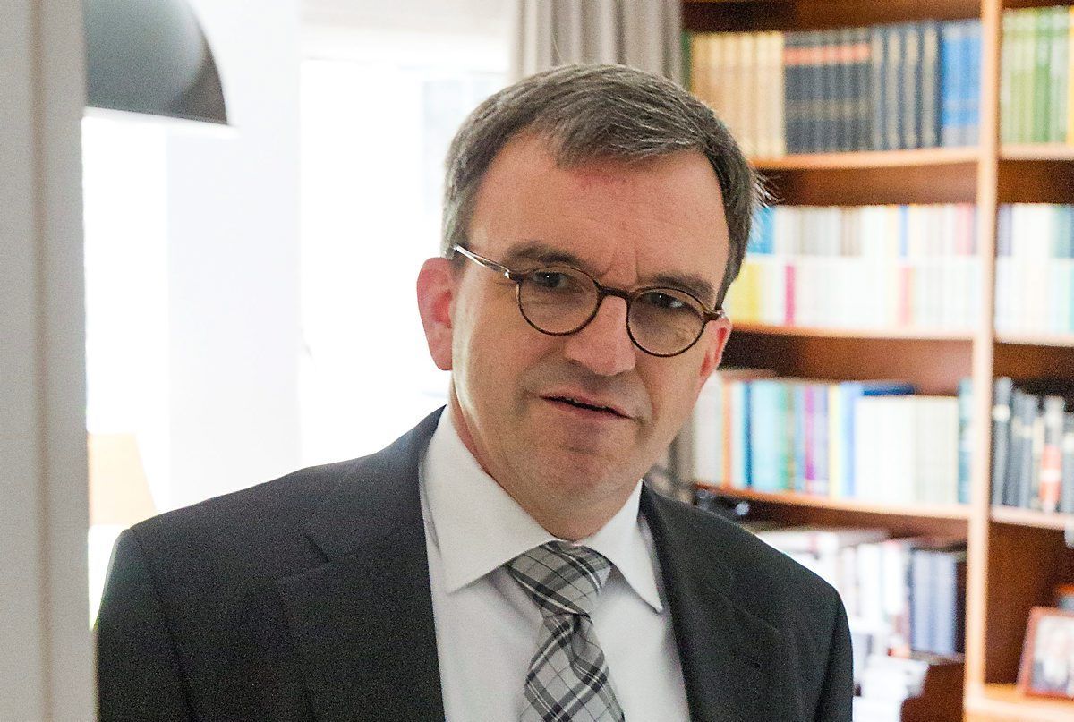 Ds. Van den Herik neemt beroep aan naar hervormd Dordrecht